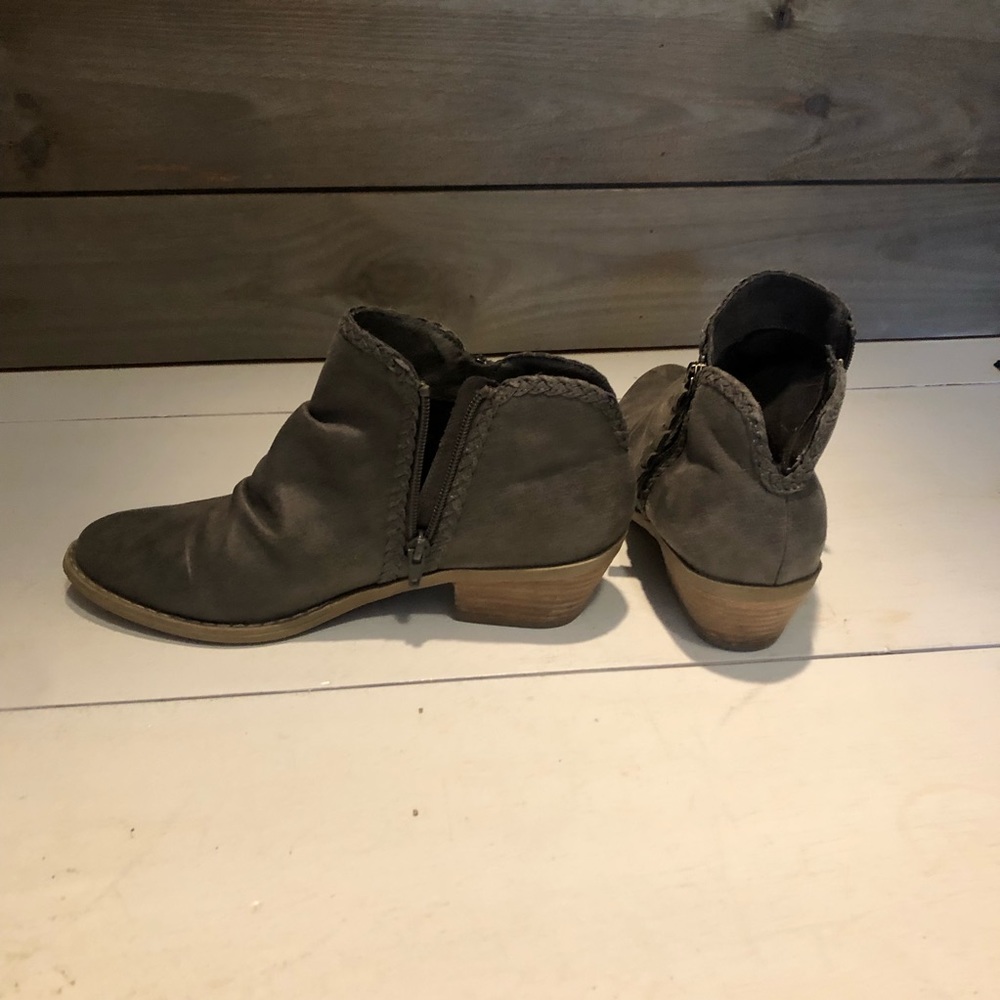 Report Gray Booties - Picture 7 of 7